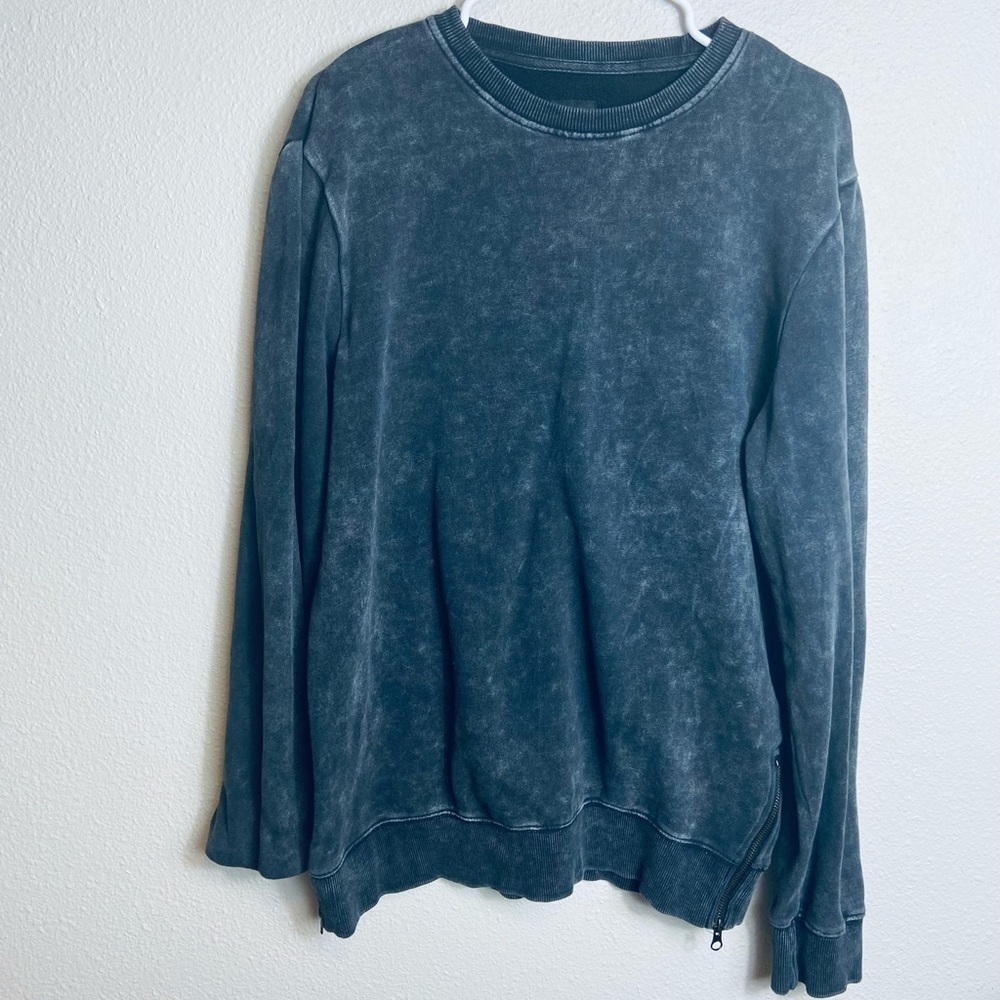 RSQ Pullover Charcoal Sweater Size Medium